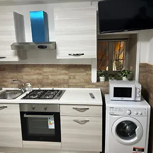 Petite Apartment Naples