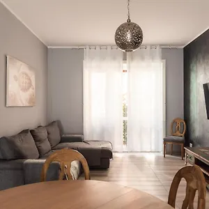 Youhosty - Napoli 35 Apartment Milan
