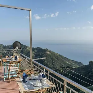 La Finestra Sul Mare A Drignana Holiday home